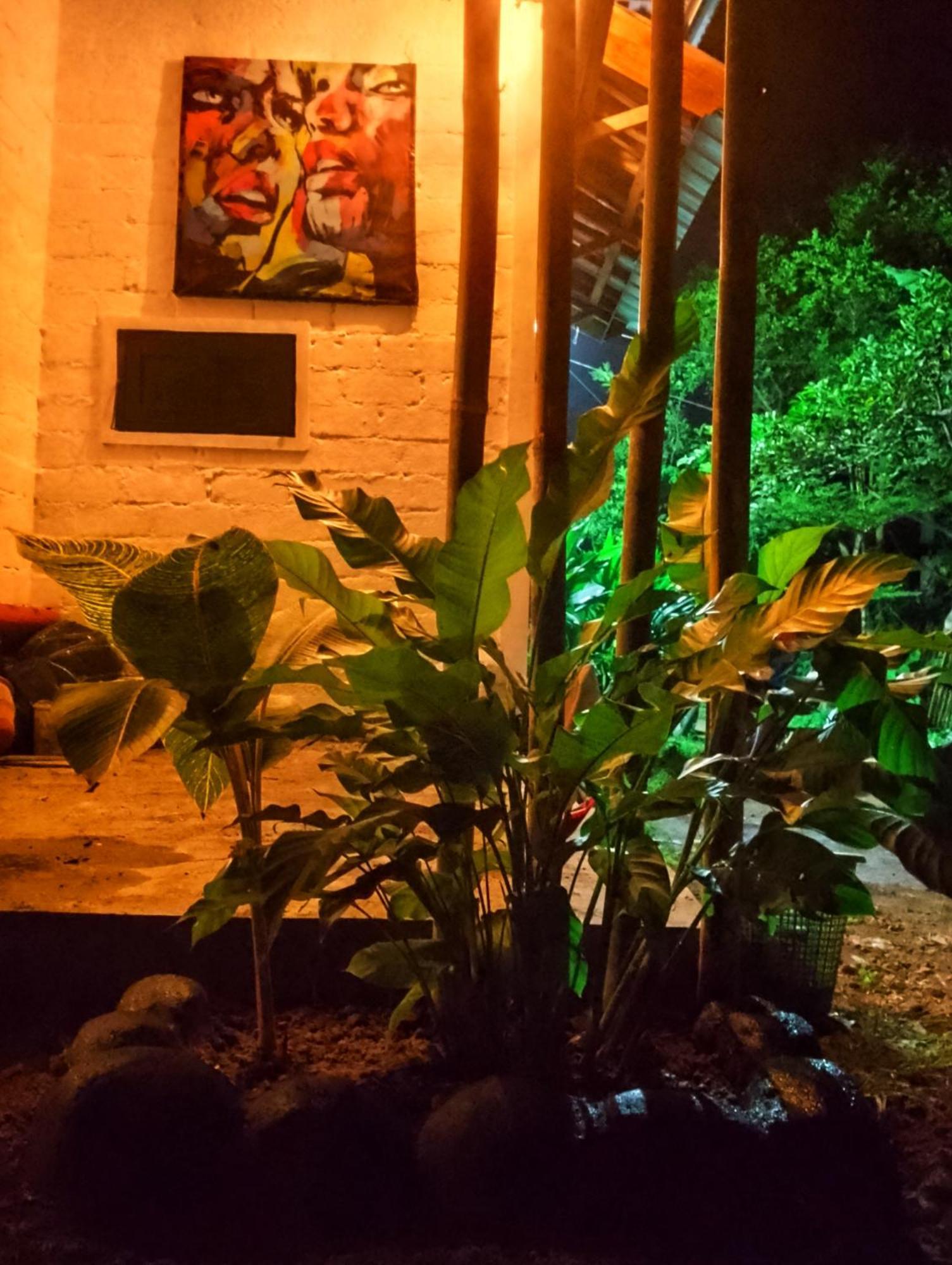 Alfarizi Homestay Tetebatu Bagian luar foto